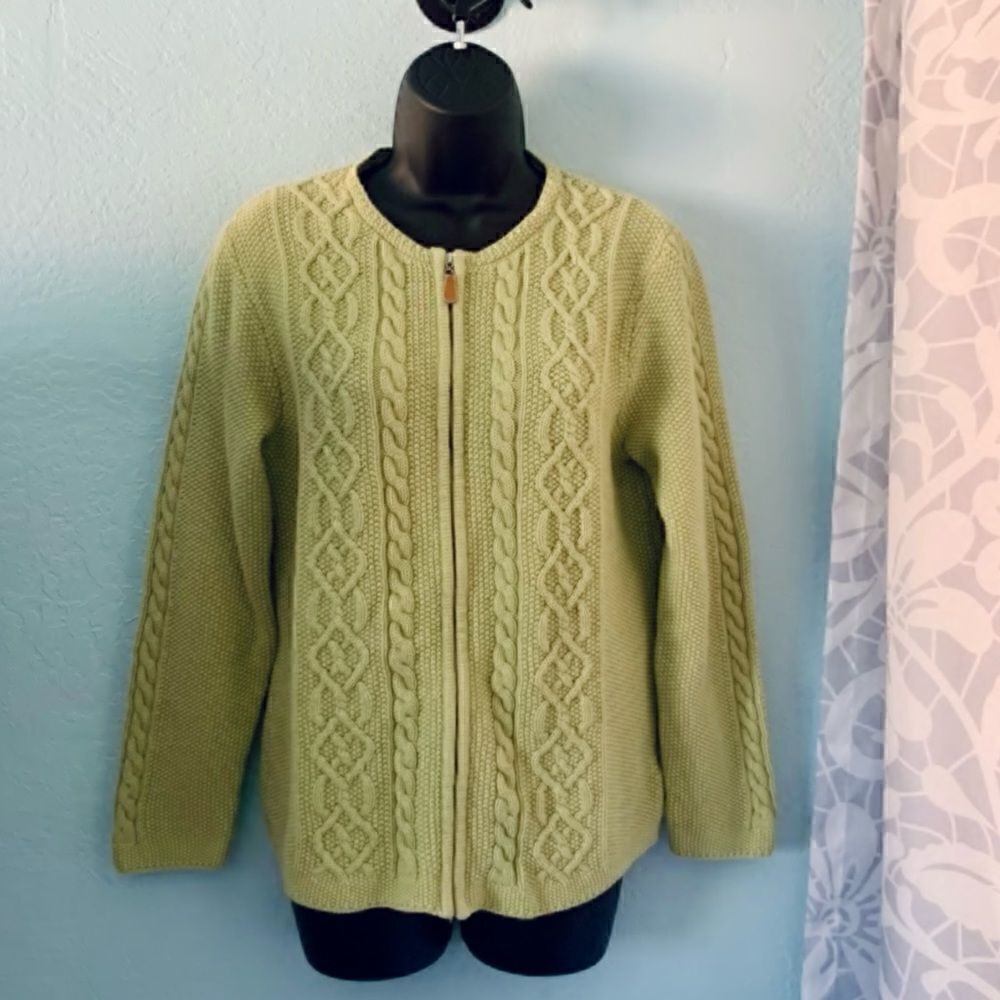 Tabi Green Cable Knit Zip Up Sweater Size Medium